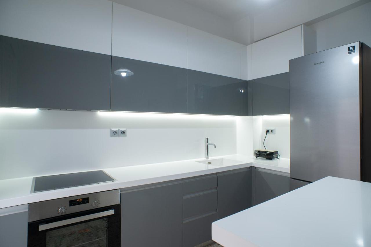 Modern-Lux Central 1 Bedroom Condo Athena Bagian luar foto